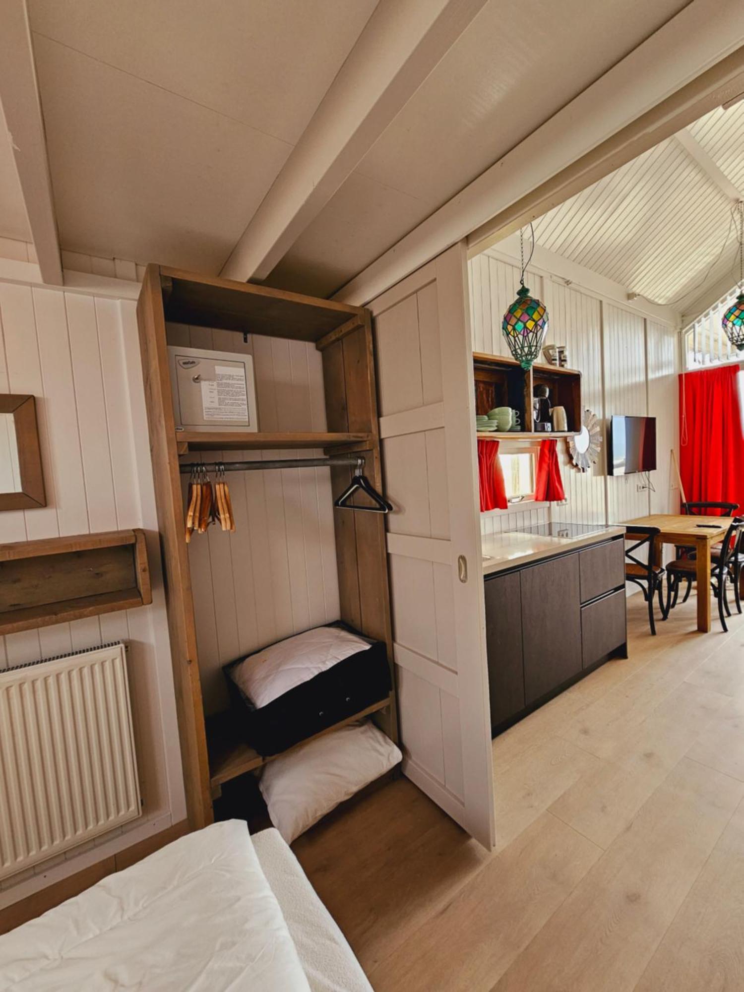 Strandvakantiehuisjes Katwijk 滨海卡特韦克 外观 照片